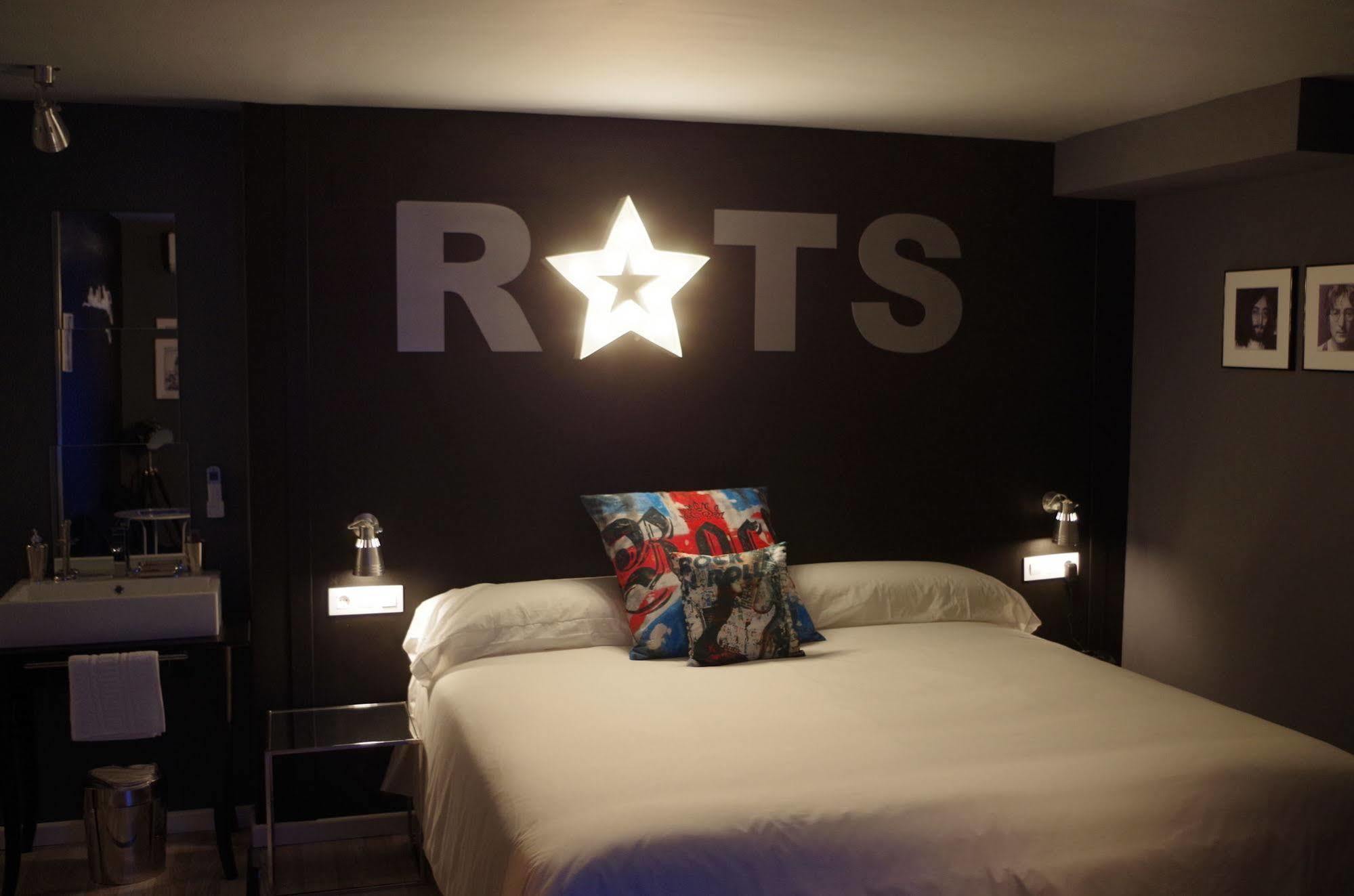Hotel Apartamentos Rock Star Taboadela Exteriér fotografie